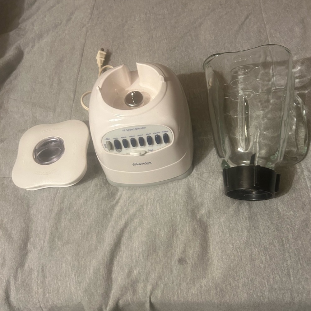 Oster Cream Blender with Glass Jar - Picture 4 of 10